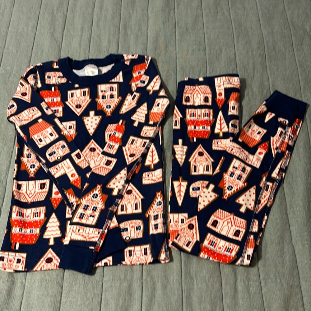 Girls Hanna Andersson pajamas size 10